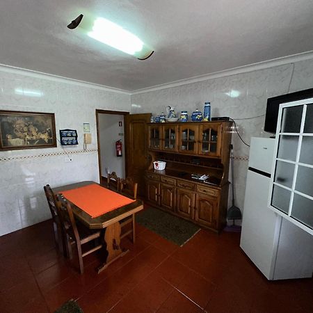Alojamento Vila Flor プライア・ダ・ヴィクトーリア エクステリア 写真